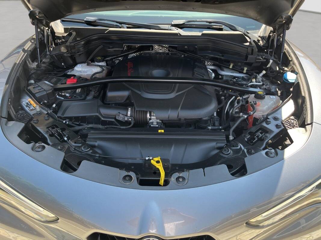 Alfa Romeo Stelvio 2.2 t Veloce Ti Q4 210cv auto - Immagine 21