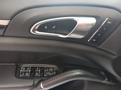 Porsche Cayenne 3.0 tiptronic - Immagine 10