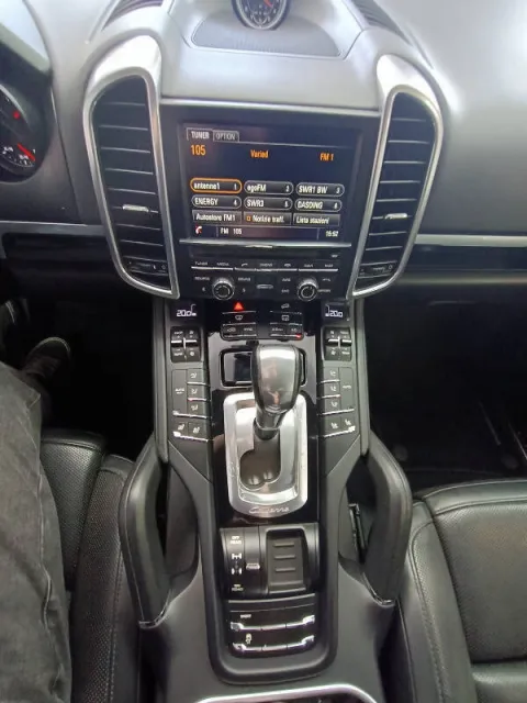 Porsche Cayenne 3.0 tiptronic - Immagine 16