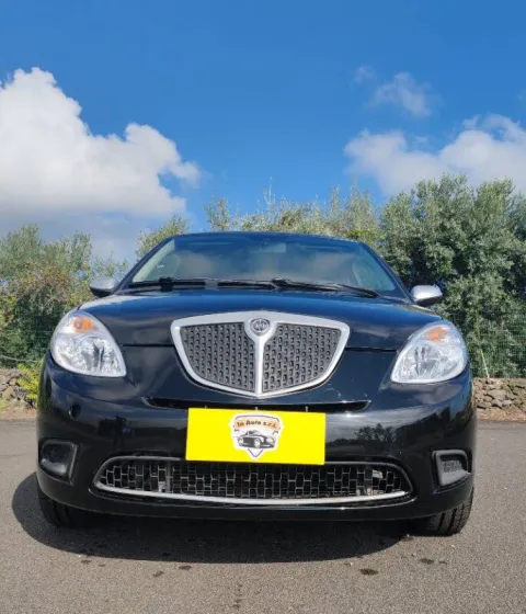 Lancia Ypsilon 1.2 8v Argento - Immagine 5