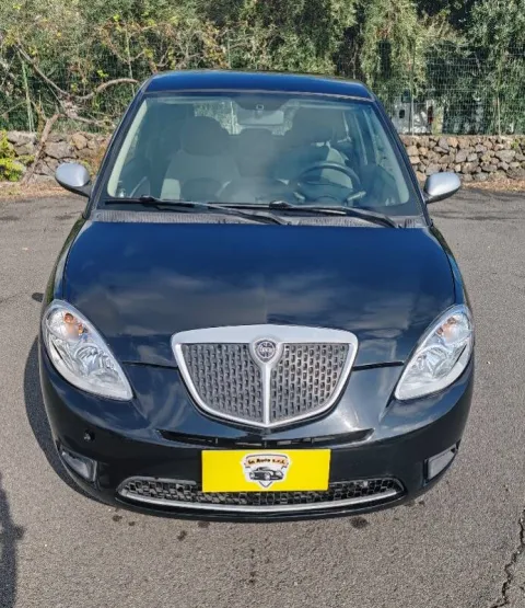Lancia Ypsilon 1.2 8v Argento - Immagine 6