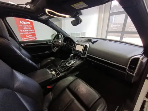 Porsche Cayenne 3.0 tiptronic - Immagine 26