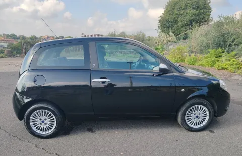 Lancia Ypsilon 1.2 8v Argento - Immagine 12