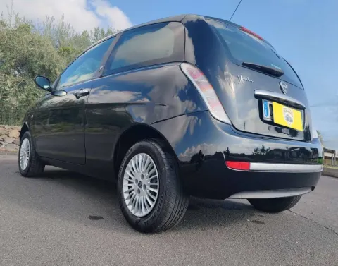 Lancia Ypsilon 1.2 8v Argento - Immagine 16