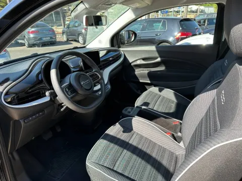 Fiat 500e 42 kWh - Immagine 8