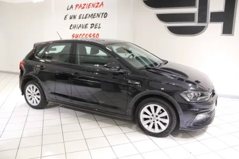 Volkswagen Polo 5p 1.6 tdi Highline 95cv - Immagine 9