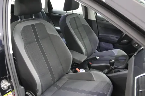 Volkswagen Polo 5p 1.6 tdi Highline 95cv - Immagine 24