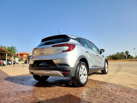 Renault Captur 1.5 blue dci Business 115cv edc - Immagine 7