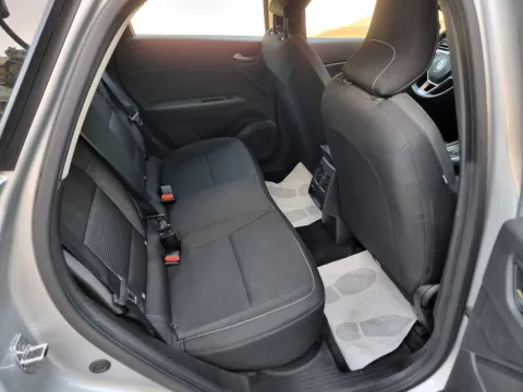 Renault Captur 1.5 blue dci Business 115cv edc - Immagine 13