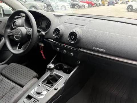 Audi A3 Sportback 2.0 tdi Design quattro edition 150cv - Immagine 12