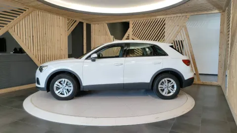 Audi Q3 40 2.0 tdi Business quattro 190cv s-tronic - Immagine 11
