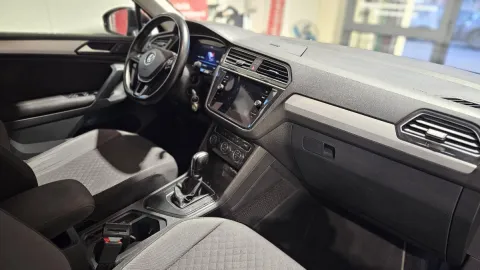Volkswagen Tiguan 2.0 tdi Advanced R-Line Exterior Pack 150cv dsg - Immagine 17