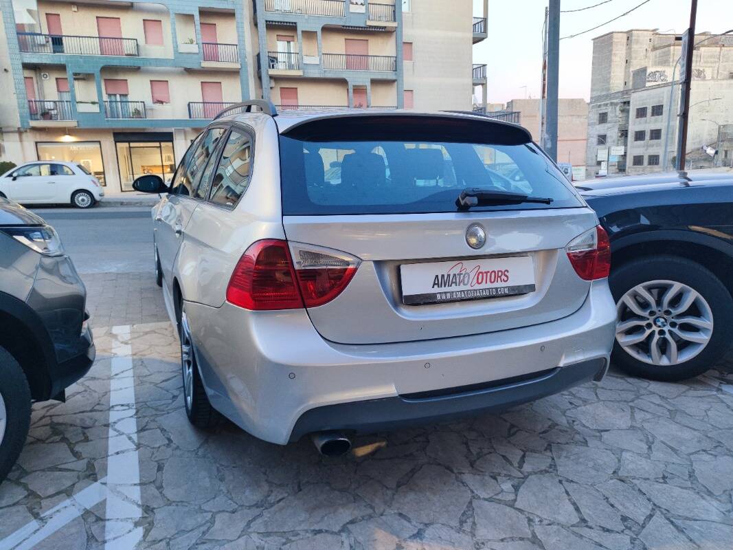 BMW 320d Touring Msport - Immagine 2