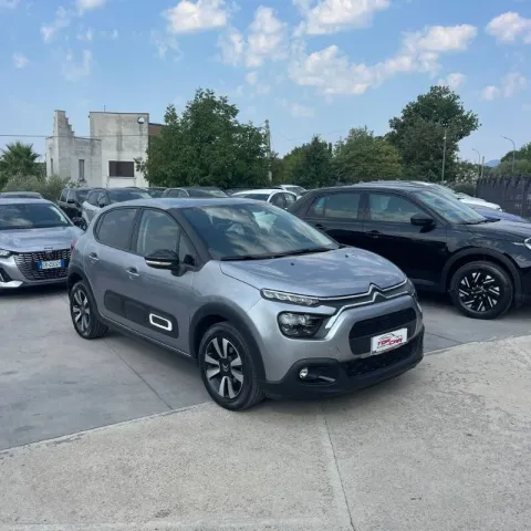 Citroen C3 1.2 puretech Max s&s 110cv - Immagine 1
