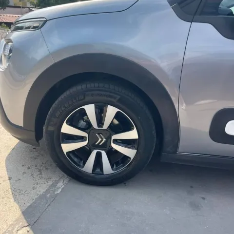 Citroen C3 1.2 puretech Max s&s 110cv - Immagine 19