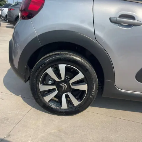 Citroen C3 1.2 puretech Max s&s 110cv - Immagine 20