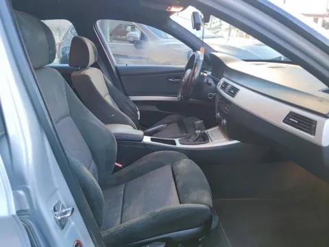 BMW 320d Touring Msport - Immagine 9