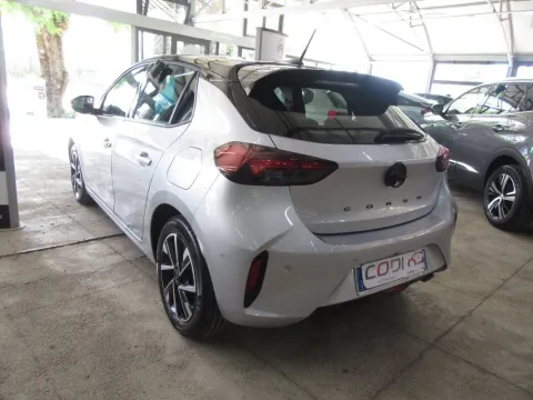 Opel Corsa 1.2 GS s&s 100cv at8 - Immagine 5