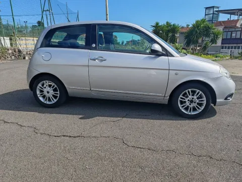 Lancia Ypsilon 1.4 8v E-Collection ecochic Gpl - Immagine 8