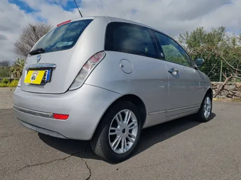 Lancia Ypsilon 1.4 8v E-Collection ecochic Gpl - Immagine 11