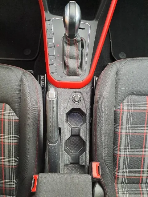 Volkswagen Polo 5p 2.0 tsi GTI 200cv dsg - Immagine 16