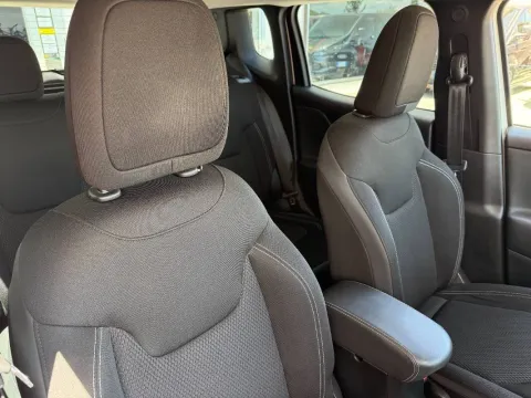Jeep Renegade 2.0 mjt Limited 4wd 140cv - Immagine 13