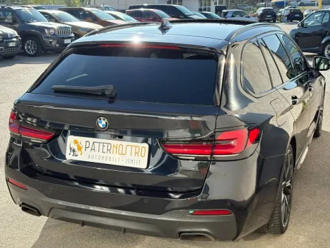 BMW 530d Touring mhev 48V xdrive Msport auto - Immagine 5