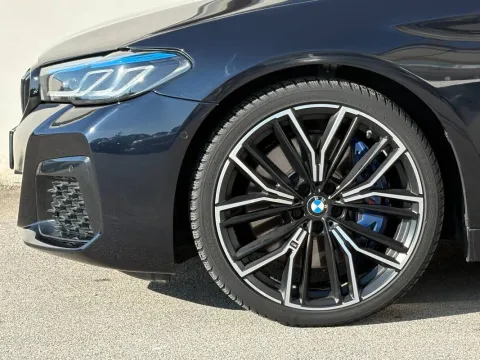 BMW 530d Touring mhev 48V xdrive Msport auto - Immagine 9