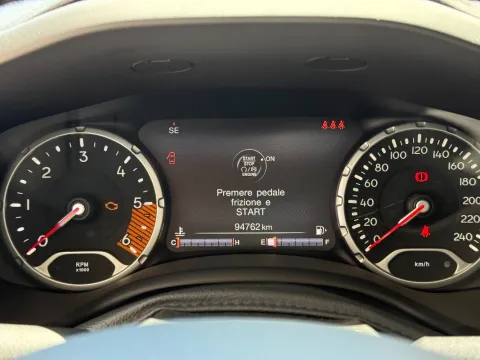 Jeep Renegade 2.0 mjt Limited 4wd 140cv - Immagine 22