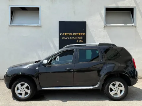 Dacia Duster 1.5 dci Laureate 4x2 110cv - Immagine 2