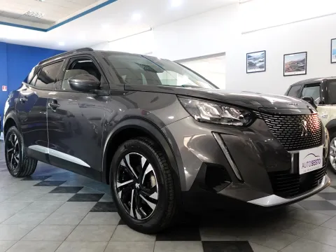 Peugeot 2008 1.2 puretech Allure s&s 100cv - Immagine 3
