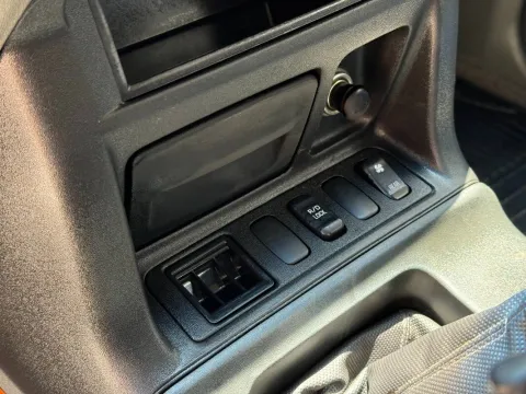 Mitsubishi Pajero 5p 2.5 tdi GLS-1 115cv - Immagine 17