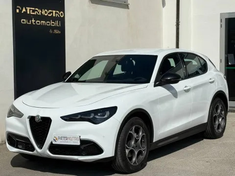 Alfa Romeo Stelvio 2.2 t Sprint Q4 210cv auto - Immagine 1