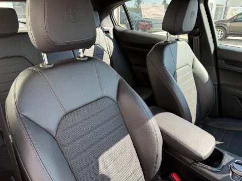 Alfa Romeo Stelvio 2.2 t Sprint Q4 210cv auto - Immagine 10