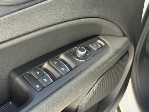 Alfa Romeo Stelvio 2.2 t Sprint Q4 210cv auto - Immagine 15