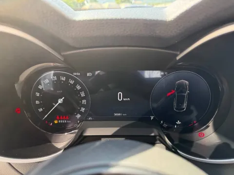 Alfa Romeo Stelvio 2.2 t Sprint Q4 210cv auto - Immagine 26