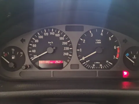 BMW 318i Cabrio c/2airbag auto - Immagine 13