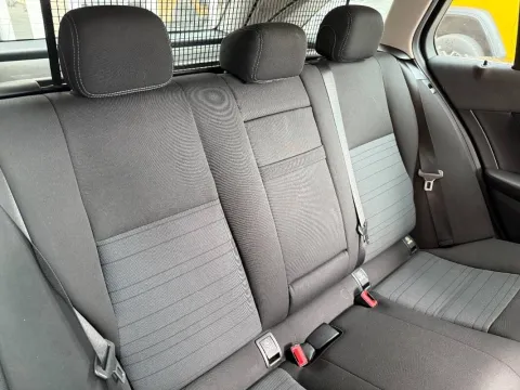 Mercedes C SW 250 bt Edition1 auto - Immagine 13