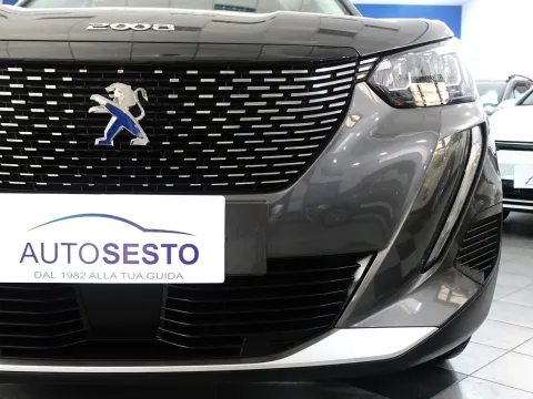 Peugeot 2008 1.2 puretech Allure s&s 100cv - Immagine 11