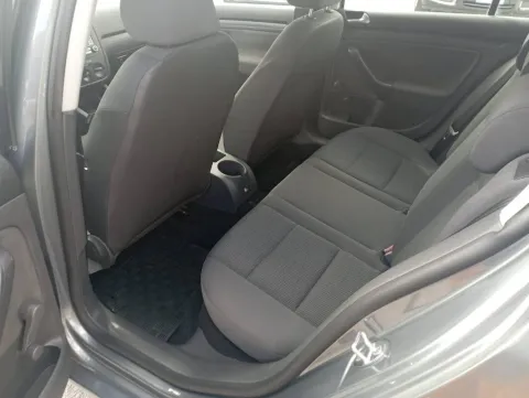 Volkswagen Golf 5p 1.9 tdi Comfortline - Immagine 7