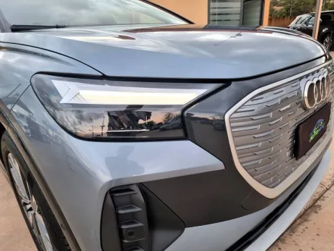Audi Q4 e-tron 35 Business Advanced - Immagine 9