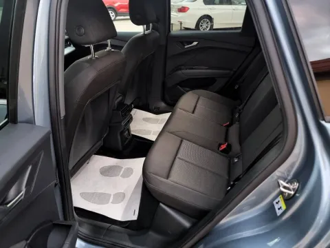 Audi Q4 e-tron 35 Business Advanced - Immagine 13