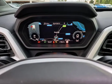 Audi Q4 e-tron 35 Business Advanced - Immagine 21