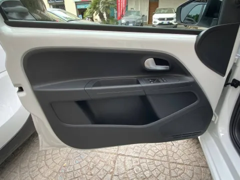 Volkswagen up! 5p 1.0 evo Move up! 65cv - Immagine 8