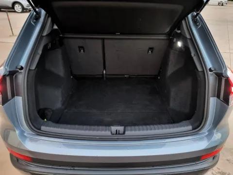Audi Q4 e-tron 35 Business Advanced - Immagine 32