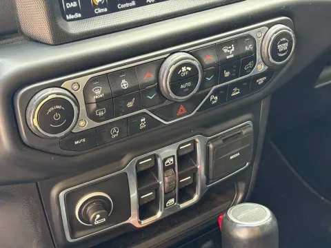 Jeep Gladiator 3.0 V6 Overland 4wd auto - Immagine 26