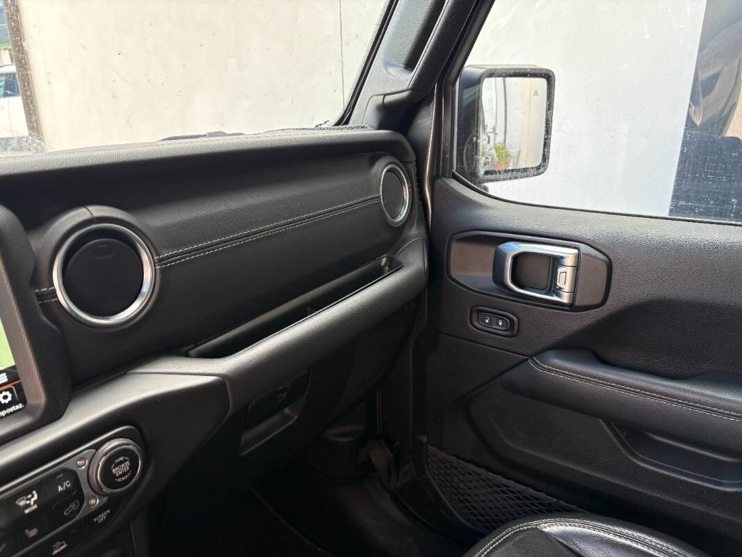 Jeep Gladiator 3.0 V6 Overland 4wd auto - Immagine 28