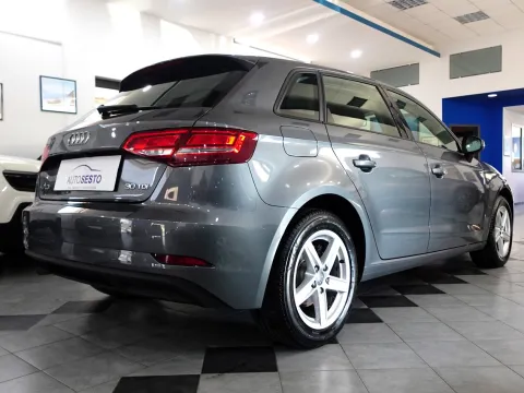 Audi A3 Sportback 30 1.6 tdi Business 116cv s-tronic - Immagine 4