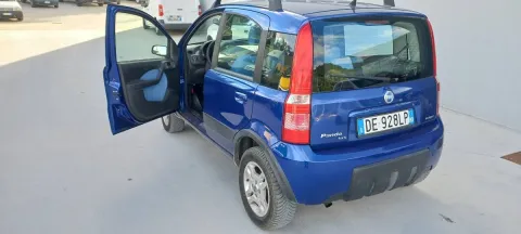 Fiat Panda 1.3 mjt 16v Climbing 4x4 - Immagine 2