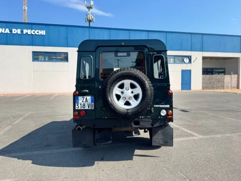 Land Rover Defender 110 2.2 td LE SW - Immagine 5